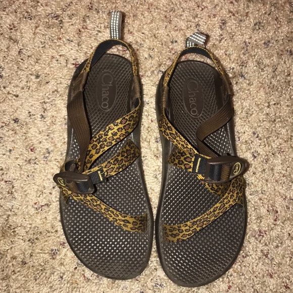 cheetah chacos